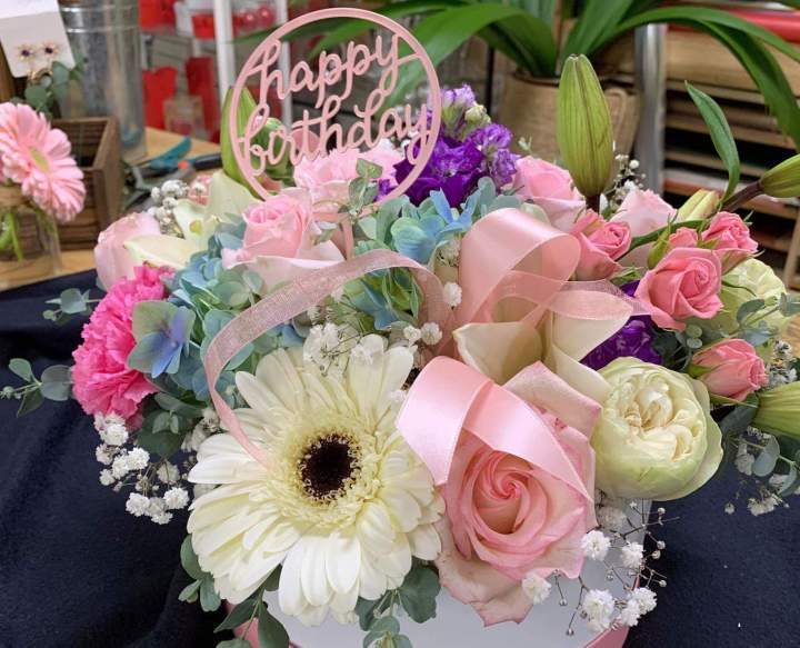 Créations florales pour mariage, anniversaire et baptême